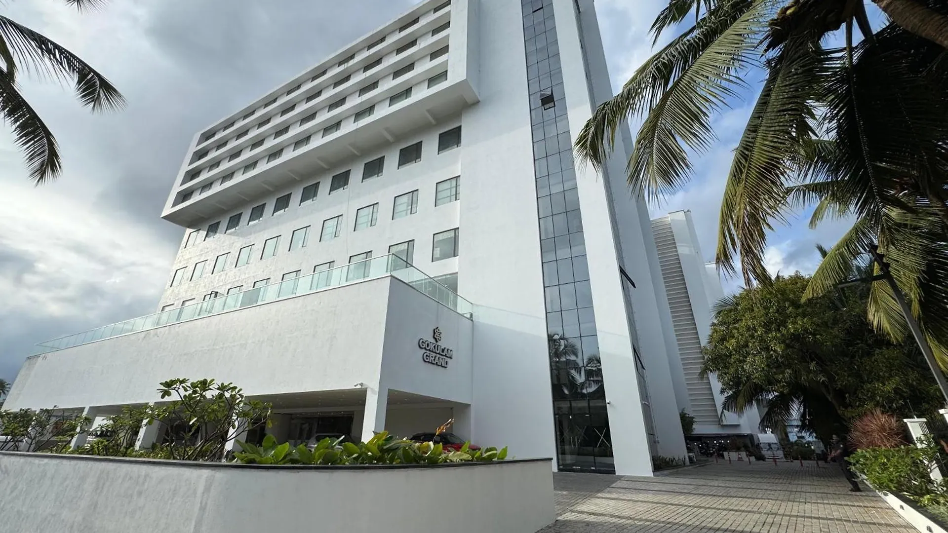 Gokulam Grand Kozhikode Otel